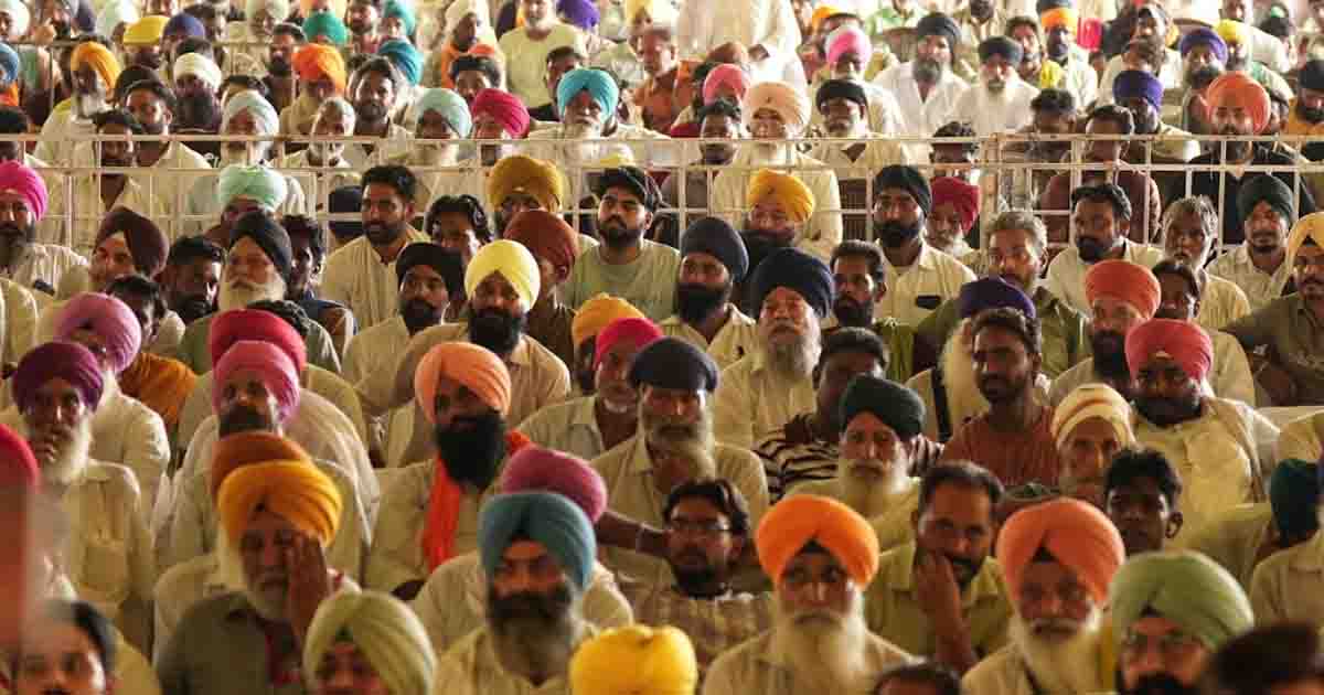 CM Bhagwant Singh Mann Rakkhar Punnia gift to sisters.jpg