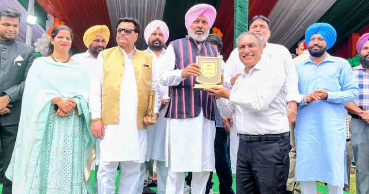 Harpal Singh Cheema hoisted the Tricolour in Ludhiana