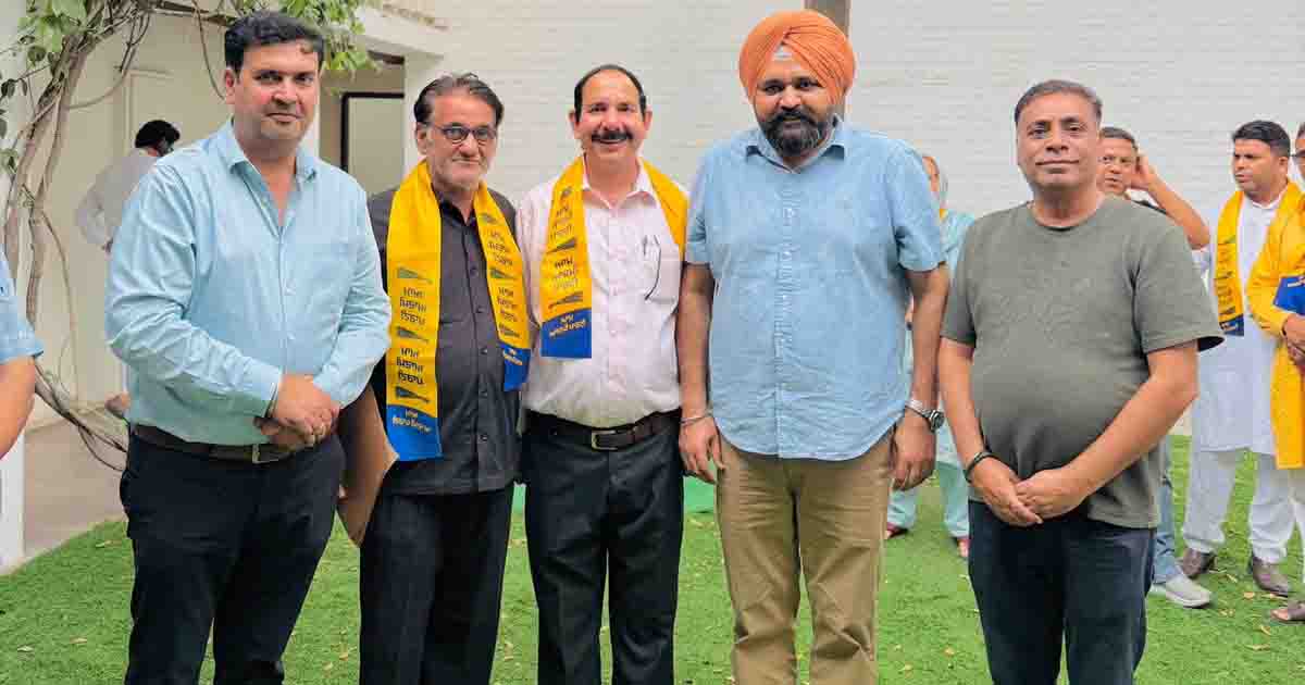 Several prominent leaders joined the AAP.jpg