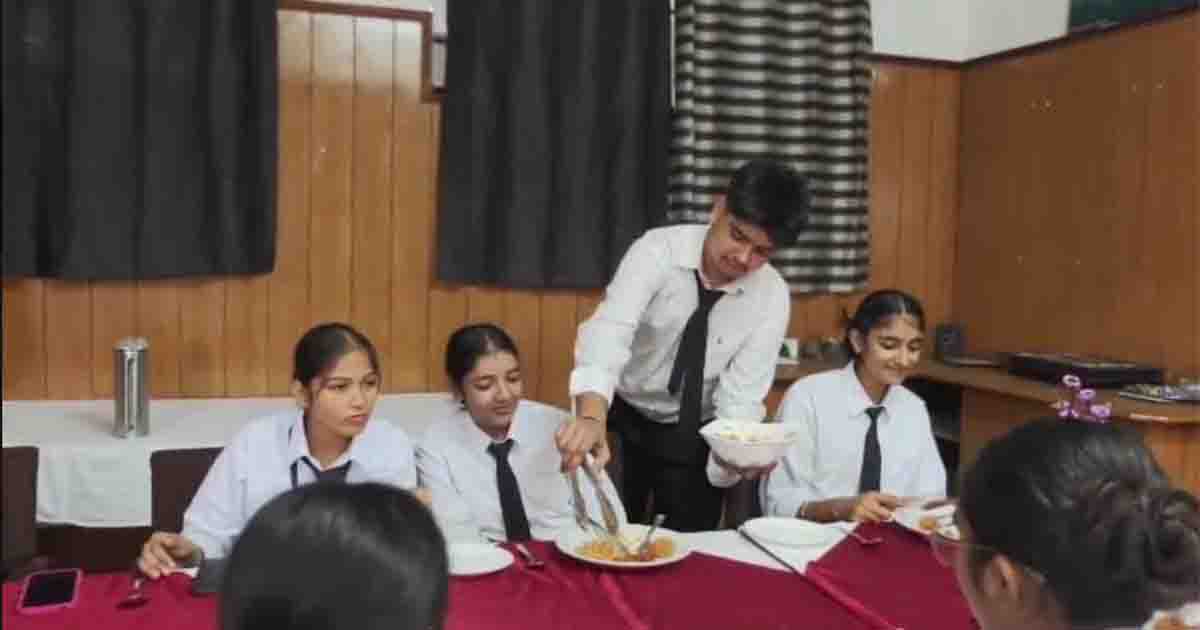Jalandhar News: सेंट सोल्जर इंस्टीट्यूट में विद्यार्थियों के लिए डाइनिंग एटिकेट्स प्रशिक्षण सत्र किया आयोजित