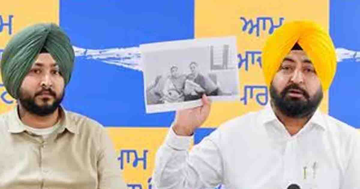 ED रेड पर हरदीप मुंडियां का रवनीत बिट्टू को जवाब, बोले- 'चंडीगढ़ में हूं, अमेरिका में नहीं'