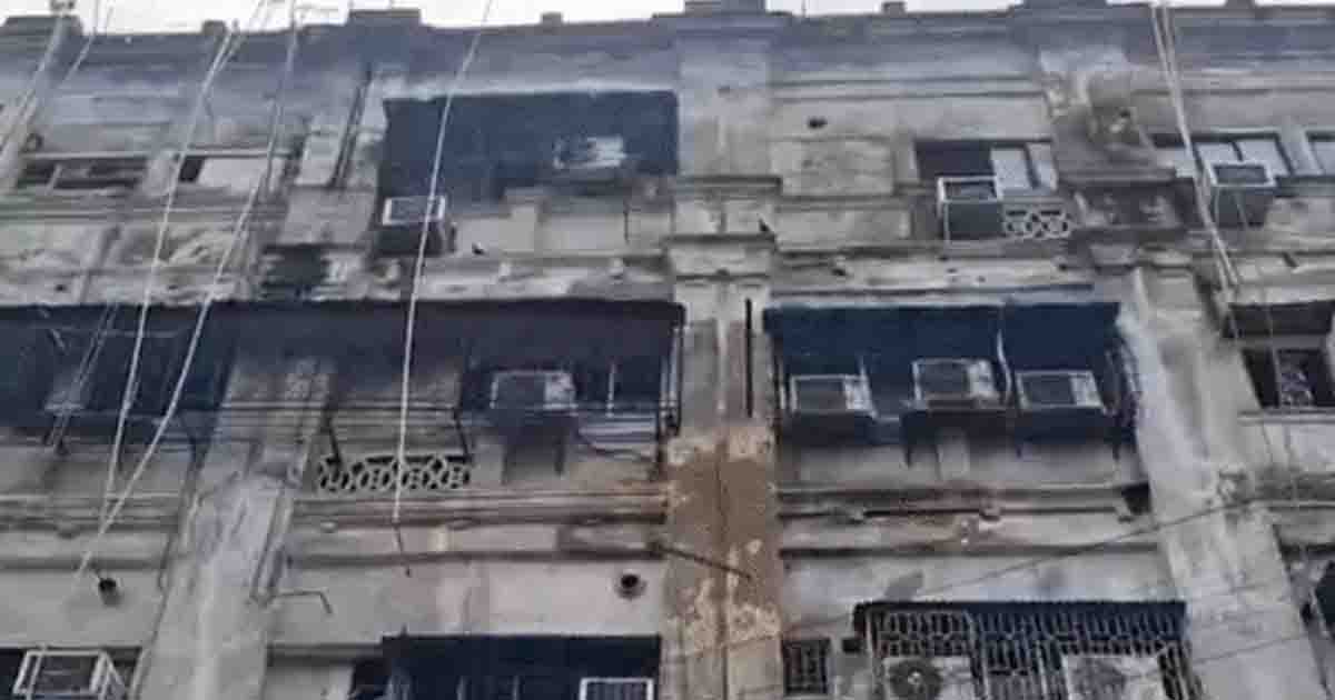 Kolkata Fire: पांच मंजिला होटल बिल्डिंग में आग, 9 की मौत