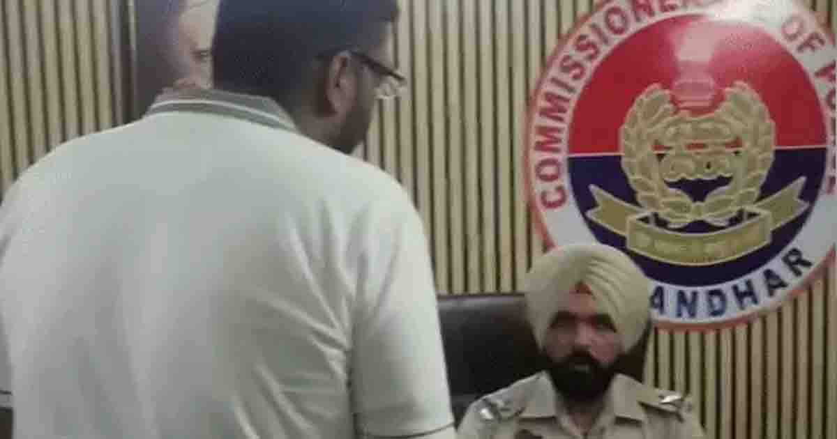 Jalandhar News: जालंधर में कांग्रेस नेता और ASI आमने-सामने, नशा तस्कर पर कार्रवाई को लेकर हुई तीखी बहस