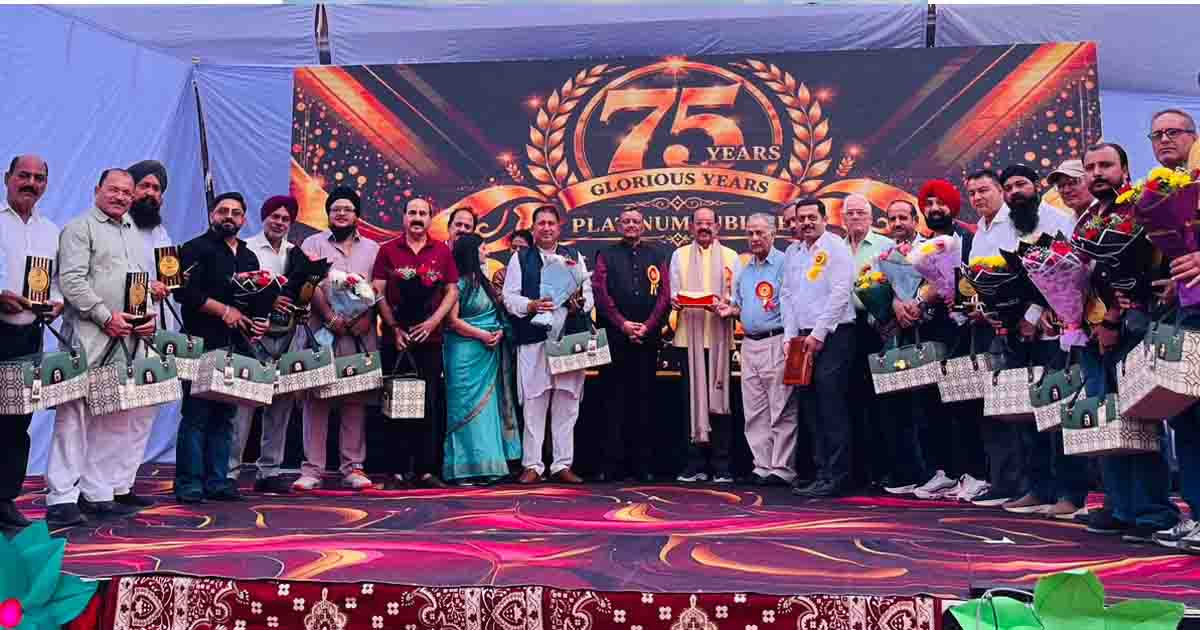 Jalandhar News: देवी सहाय एस.डी. सीनियर सेकेंडरी स्कूल के 75वें प्लैटिनम जुबली समारोह ‘अभ्युदय’ में मोहिंदर भगत ने की शिरकत