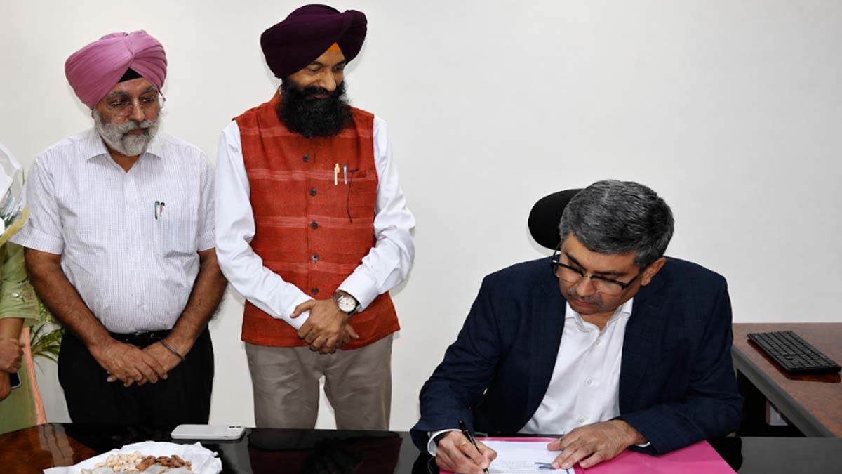 IKGPTU News: पंजाब टेक्निकल यूनिवर्सिटी के 21वें कुलपति के रूप में प्रो. अरविंद के.बंसल ने कार्यभार संभाला