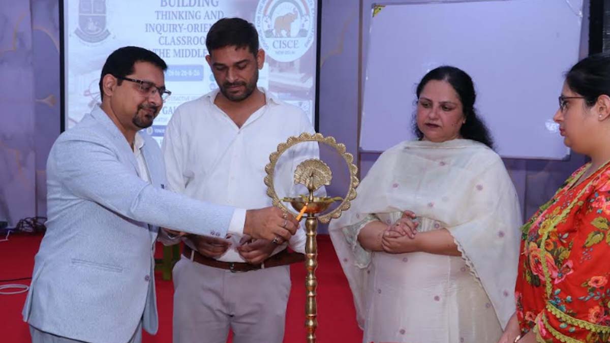St Soldier News: सेंट सोल्जर एलीट स्कूल में सीआईएससीई प्रोफेशनल डेवलपमेंट वर्कशॉप का आयोजन
