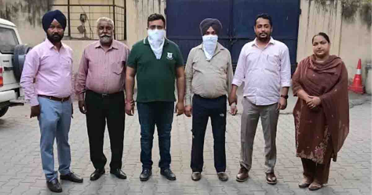 Punjab News: विजीलेंस ब्यूरो का एक्शन, रिश्वत लेते पटवारी और उसके एजेंट को रंगे हाथों दबोचा