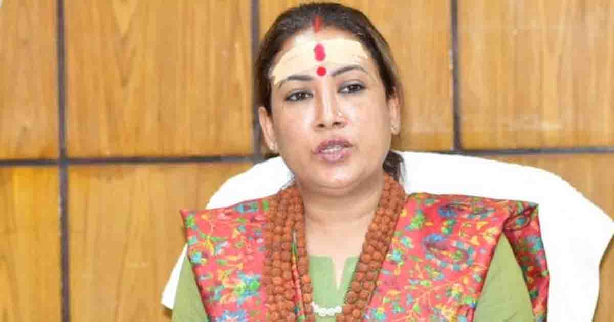 Rekha Arya FIR News: उत्तराखंड की मंत्री ने पति पर लगाए गंभीर आरोप, अस्पताल में भर्ती