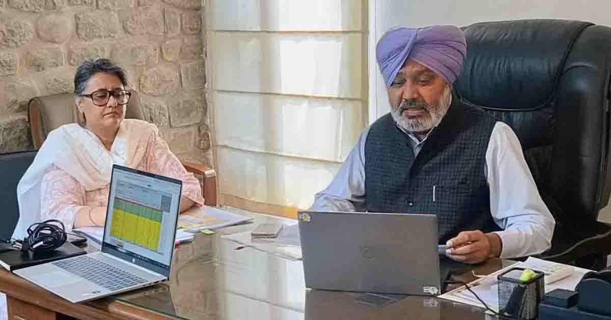 Punjab News: पंजाब में ड्राइविंग लाइसेंस और RC सेवाओं में तेजी: 99% से ज्यादा मामलों का समय पर निपटारा