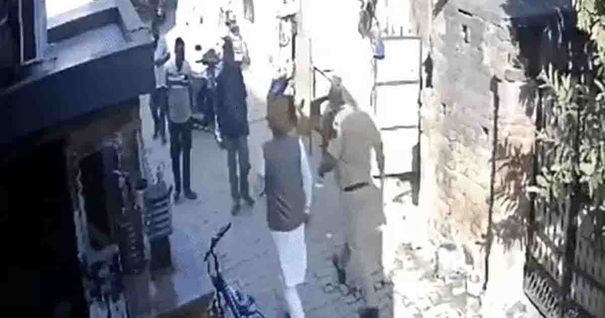 Punjab News: पंजाब में विधायक युवक को मारे लात-थप्पड़, वीडियो वायरल