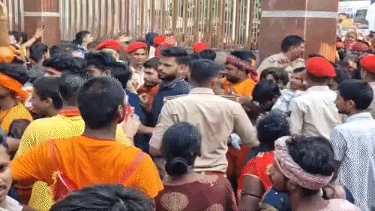 सिंहेश्वर मंदिर में भगदड़, करीब 8 श्रद्धालु घायल