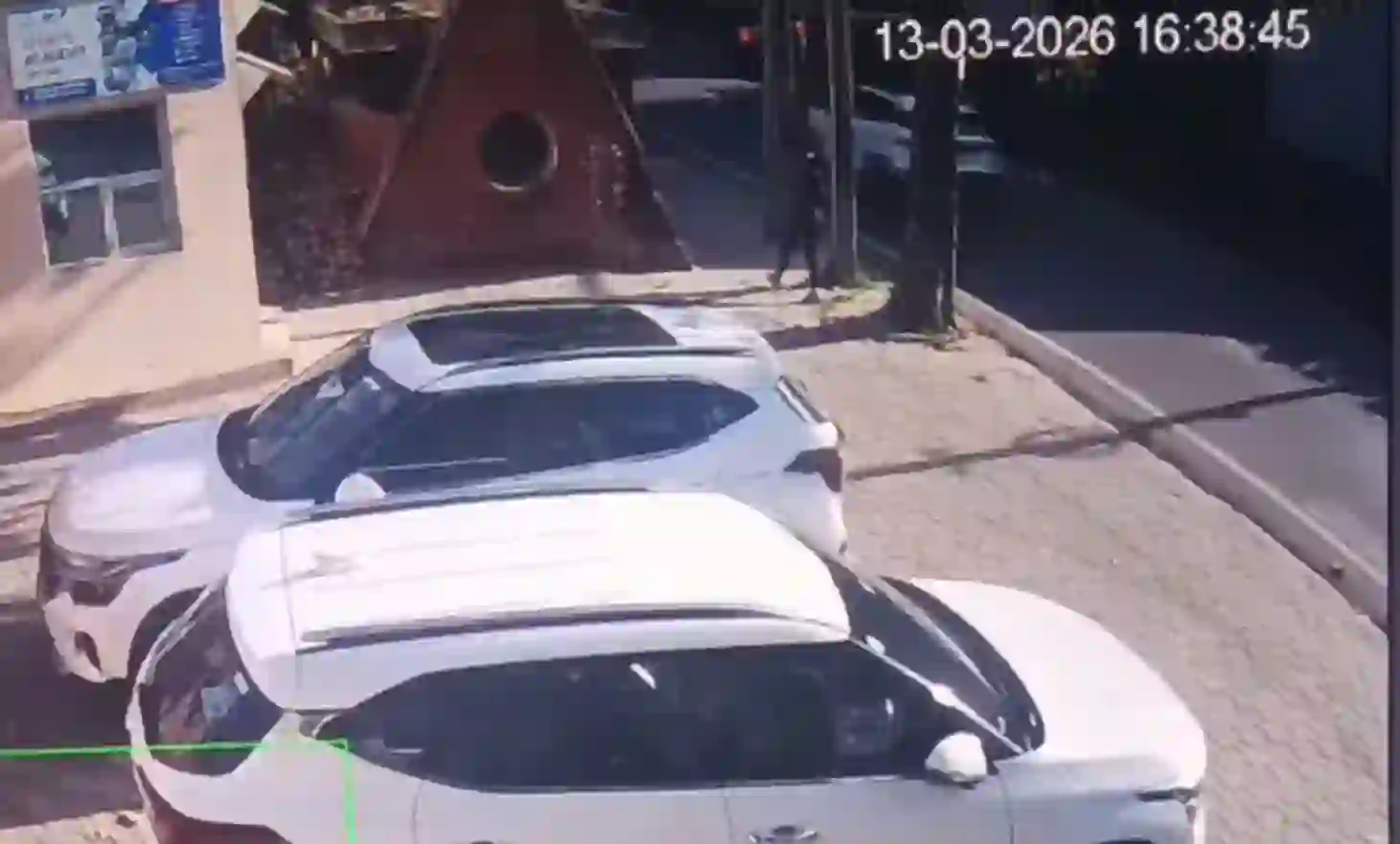 Jalandhar News: कैंब्रिज स्कूल के बाहर निकल रही छात्रा की CCTV फुटेज आई सामने, कैसे पहुंची जालंधर हाईट्स?