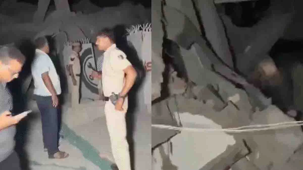Delhi Building Collapse: पांच मंजिला इमारत ढही, मची अफरा-तफरी, मलबे से 12 लोगों का रेस्क्यू