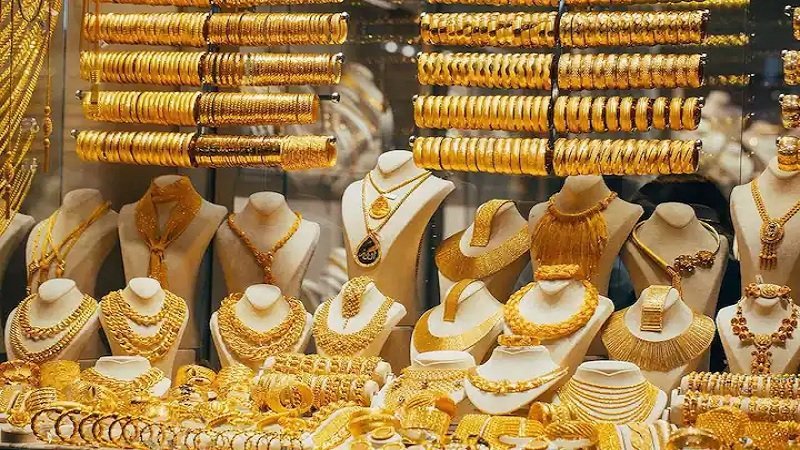 सोने के भाव स्थिर, चांदी में रु1000 की तेजी; जानें शुक्रवार के ताजा रेट