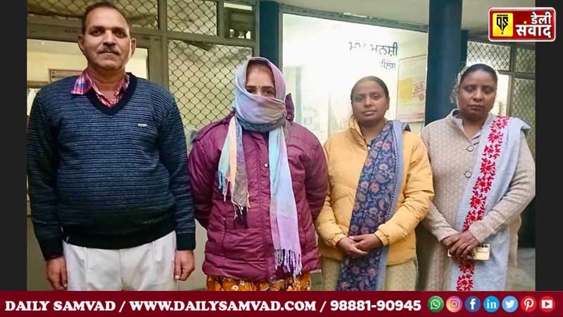 Punjab News: विजिलेंस ब्यूरो का एक्शन, महिला क्लर्क रिश्वत लेते हुए पकड़ा