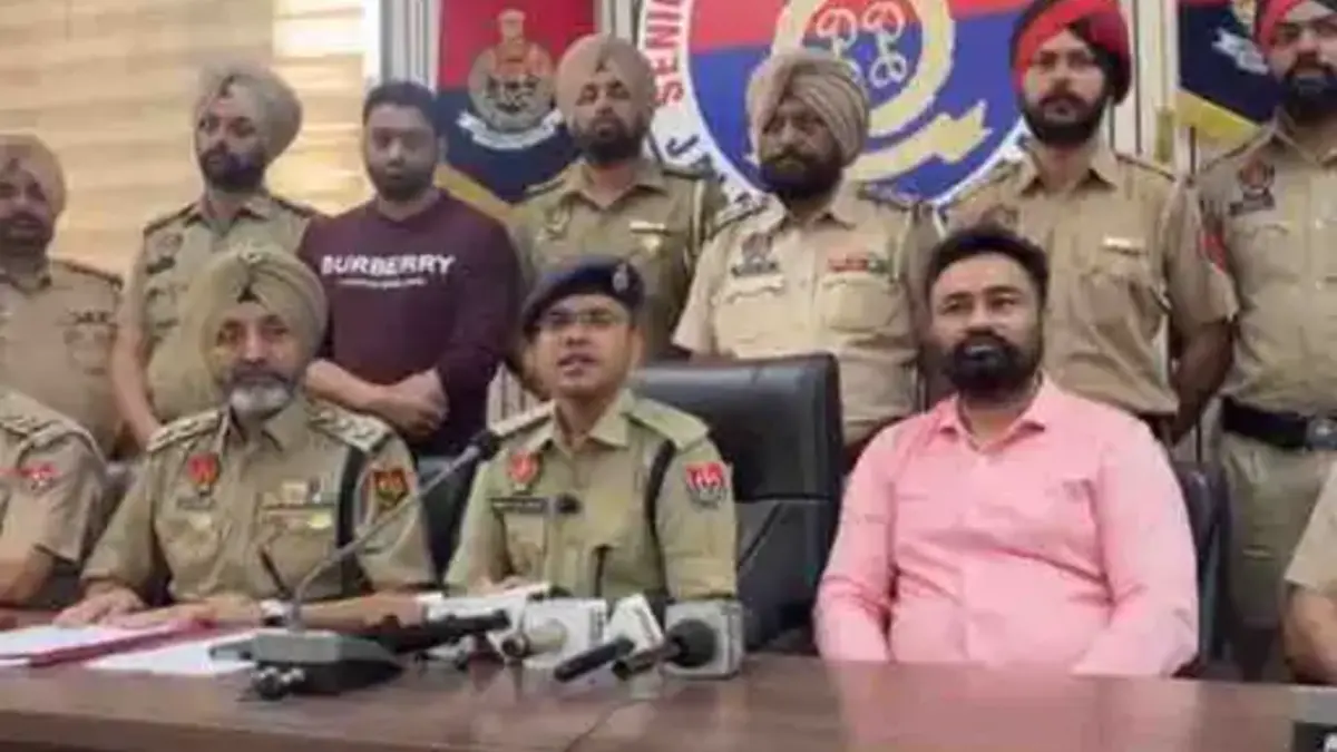 Jalandhar News: जालंधर में फिरौती मांगने वाले दो बदमाश गिरफ्तार, कुख्यात गैंगस्टर के नाम पर मांगे थे 2 करोड़ रुपए