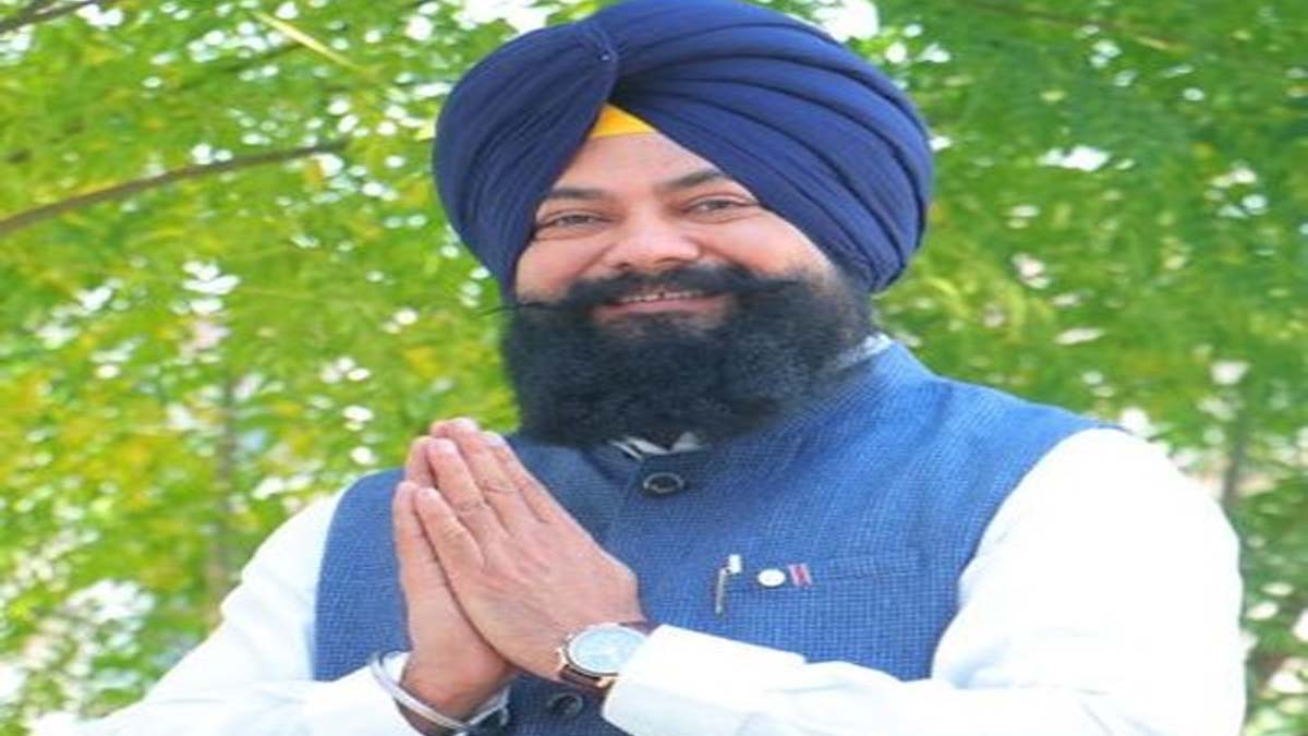 जसवीर सिंह गढ़ी ने SC आयोग के चेयरमैन पद से दिया इस्तीफा