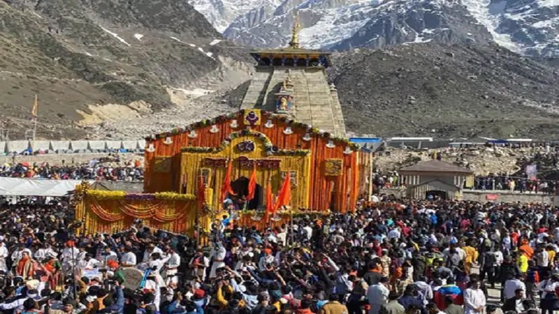 Kedarnath Dham: केदारनाथ जाने वाले श्रद्धालुओं के लिए बड़ी खबर, मोबाइल फोन पर लगा प्रतिबंध