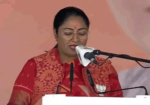 Delhi CM Rekha Gupta: 8 मार्च को महिलाओं के खाते में आएंगे पैसे, सीएम ने किया ऐलान