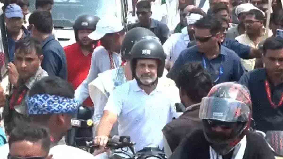Rahul Gandhi: गुजरात मॉडल वोट चोरी का मॉडल, राहुल गांधी ने BJP पर लगाया बड़ा आरोप