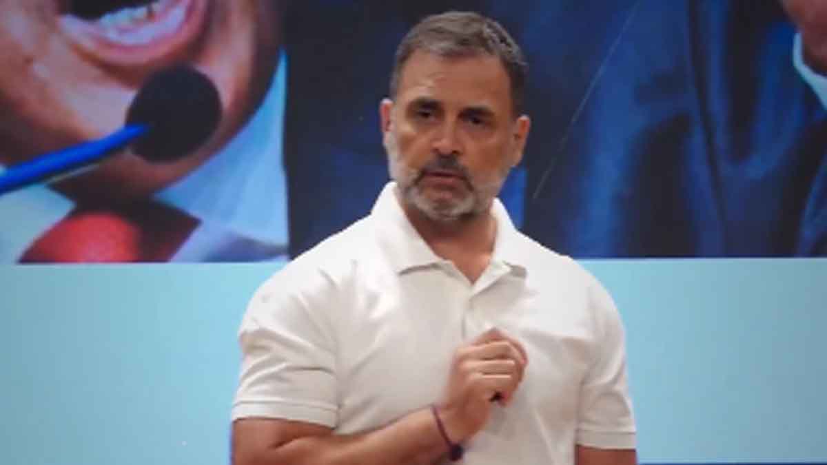 Rahul Gandhi: 'चुनाव का चौकीदार जागता रहा, चोरी देखता रहा', 36 सेकेंड में 2 वोटर मिटाओ, फिर सो जाओ