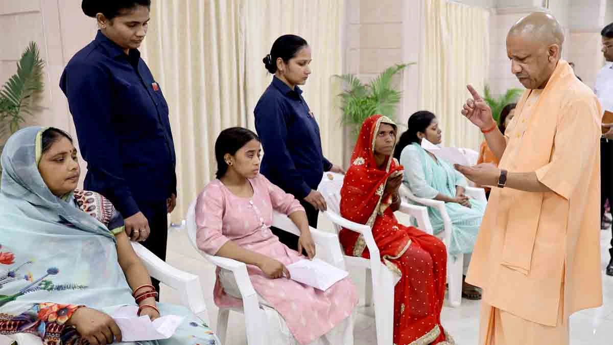 UP CM Yogi in Janata Darshan