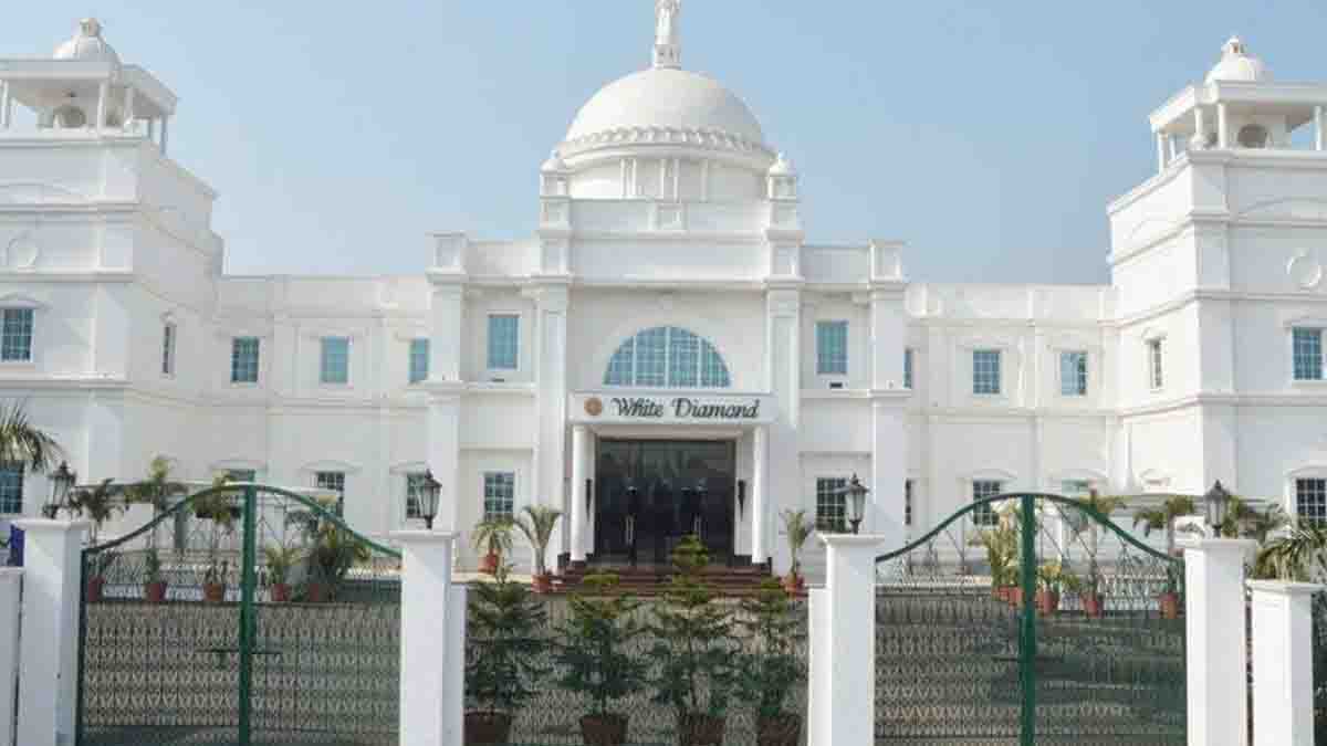 Jalandhar News: जालंधर में White Diamond Resort के मालिक हनी रंधावा ने युवती से की छेड़खानी, FIR दर्ज, पुलिस ने किया गिरफ्तार