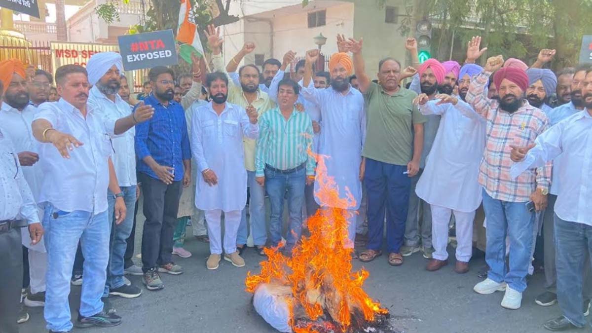 नीट पेपर लीक और सीबीएसई की खराब कार्यप्रणाली के खिलाफ कांग्रेस का राज्यव्यापी विरोध प्रदर्शन