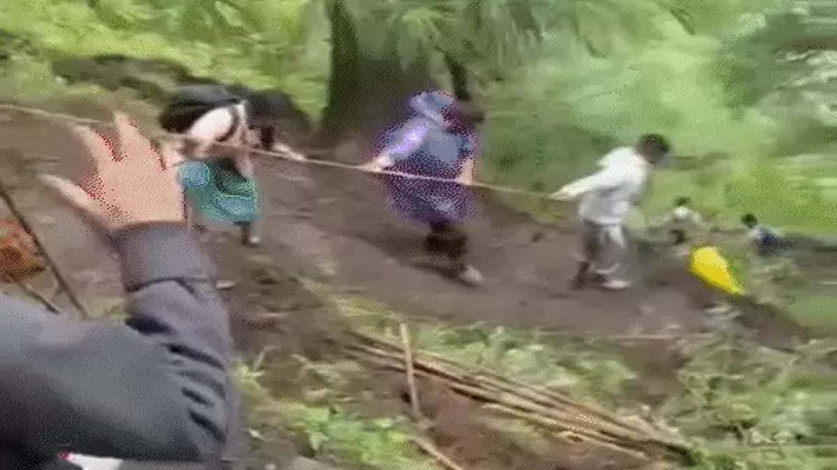 Himachal Rainfall: हिमाचल प्रदेश में 4 दिन में 11 श्रद्धालुओं की मौत, मणिमहेश यात्रा में ऑक्सीजन की कमी