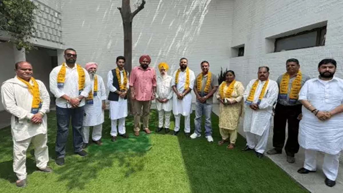 जालंधर में अकाली दल और भाजपा के कई नेता AAP में शामिल