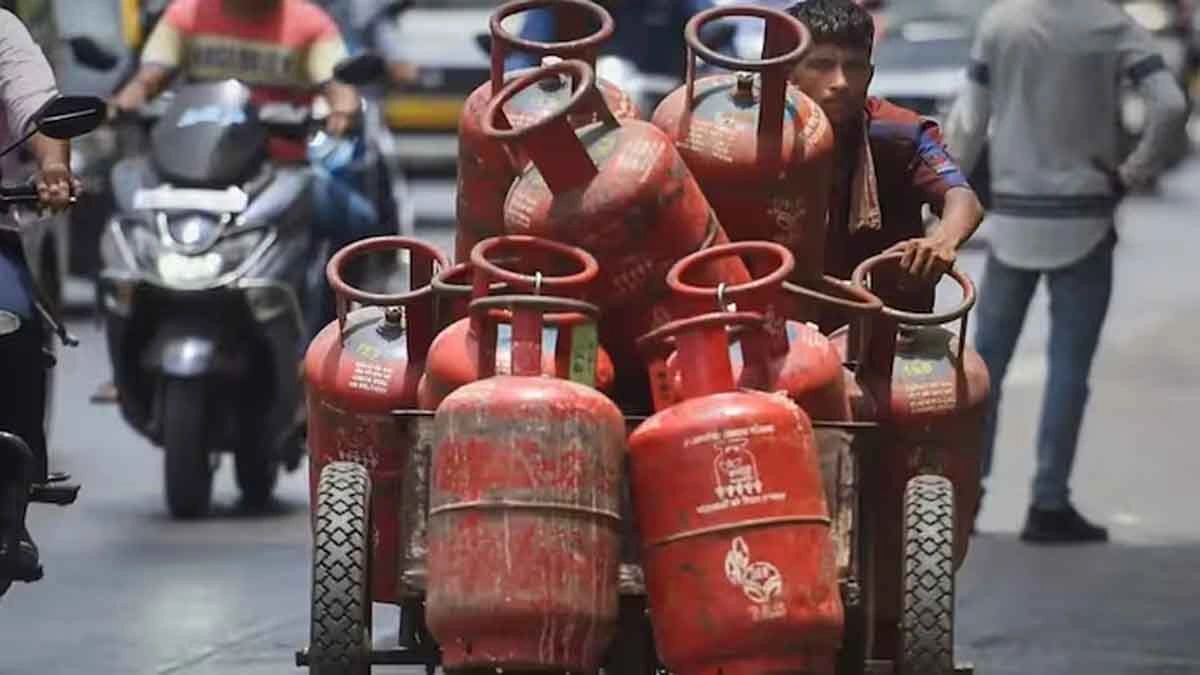 1 सितंबर से LPG के नए नियम लागू, e-KYC और सिलेंडर बुकिंग पर असर