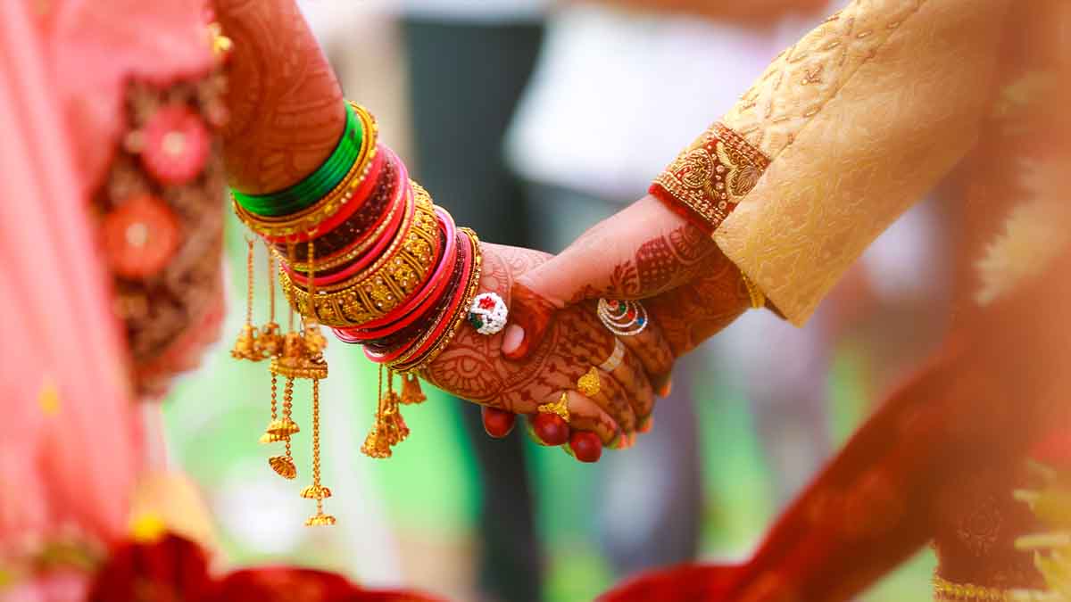 Punjab News: फतेहगढ़ साहिब में PCS अफसर बताकर शादी कराने का आरोप, महिला समेत 6 के खिलाफ केस दर्ज
