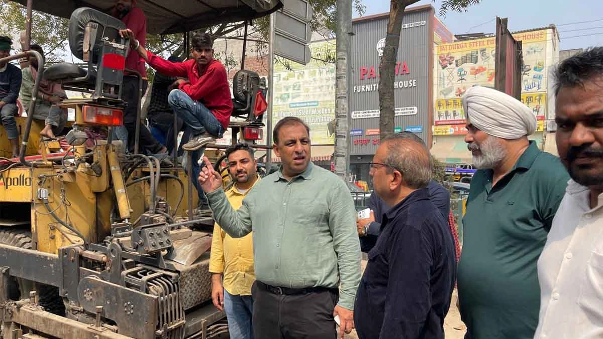 Jalandhar News: नितिन कोहली के प्रयासों से डॉ. बी.आर. अंबेडकर चौक से कपूरथला चौक सड़क निर्माण फिर शुरू
