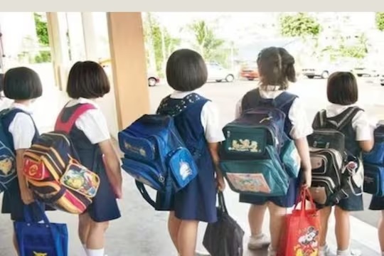 Holiday News: अमृतसर के बाद अब इस जिले के स्कूलों में छुट्टियों का ऐलान