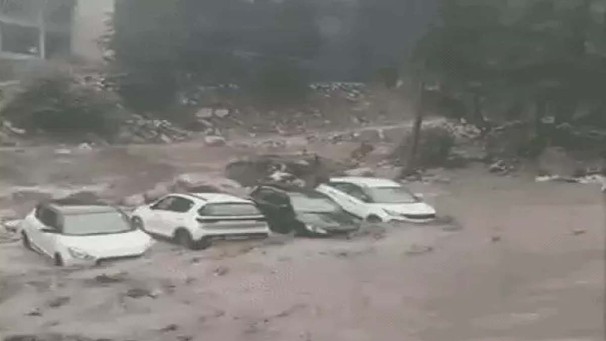 Weather Rainfall Update: हिमाचल और उत्तराखंड समेत देश के कई राज्यों में भारी बारिश से मची तबाही