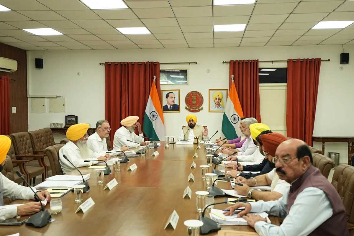 Punjab News: सीएम मान के नेतृत्व में मंत्रिमंडल ने चुनाव विभाग के सेवा नियमों में संशोधन को दी हरी झंडी