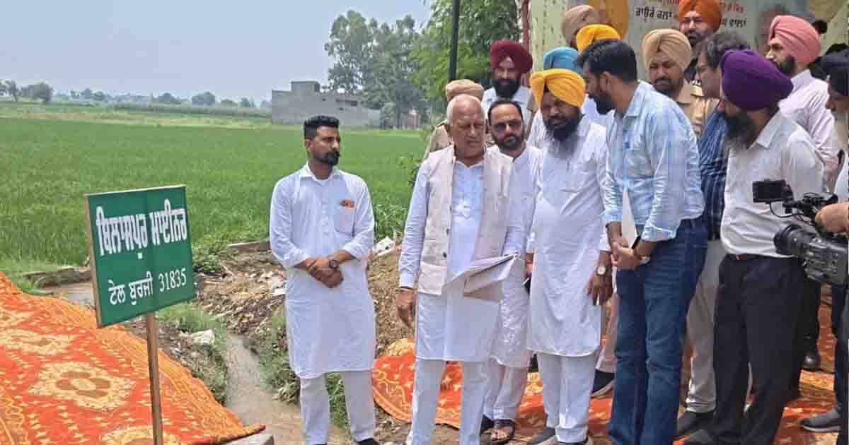 Barinder Kumar Goyal inaugurating various irrigation-related development works