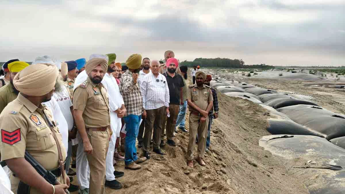 Barinder Kumar Goyal inspects the work on the Sutlej Dhussi embankment