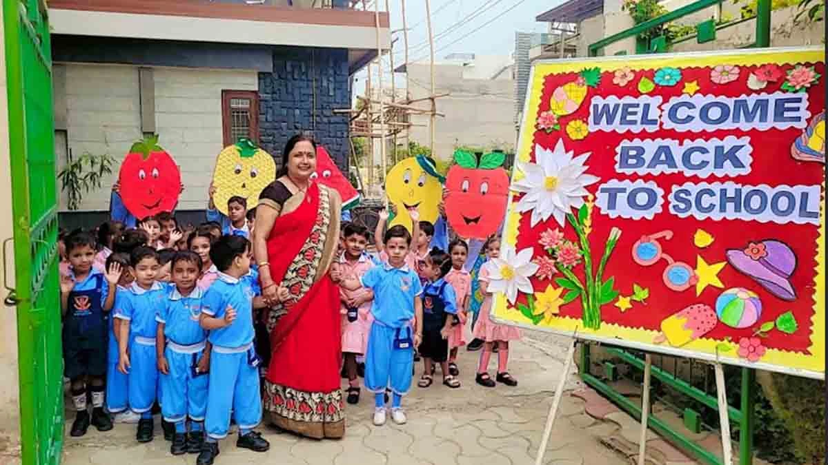 Students warmly welcomed at St. Soldier schools after summer vacation