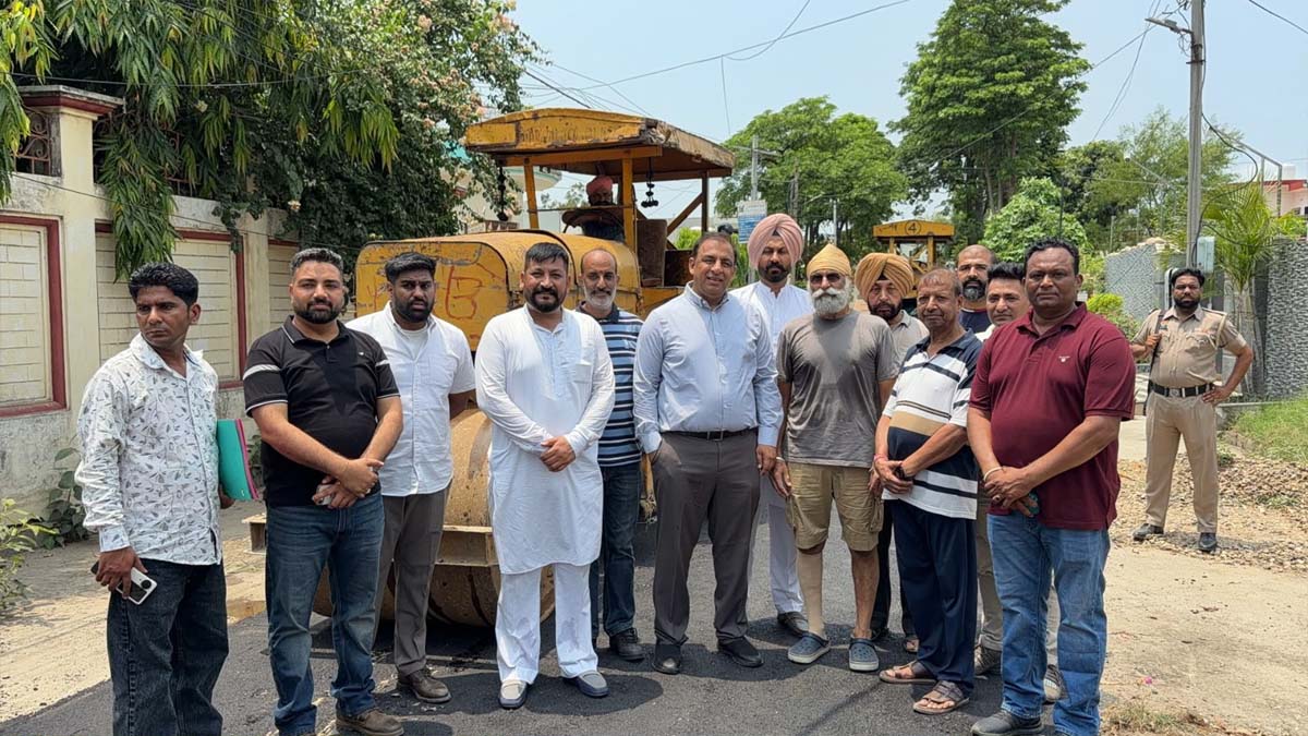 नितिन कोहली ने 1.25 करोड़ रुपये की लागत से सड़क निर्माण कार्यों का किया उद्घाटन