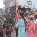 People blocked the Kapurthala-Jalandhar main road.