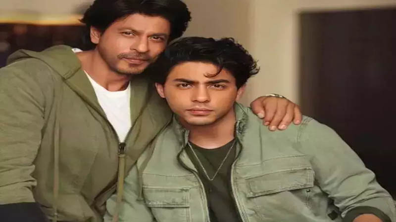 Shahrukh Khan With Son Aryan Khan