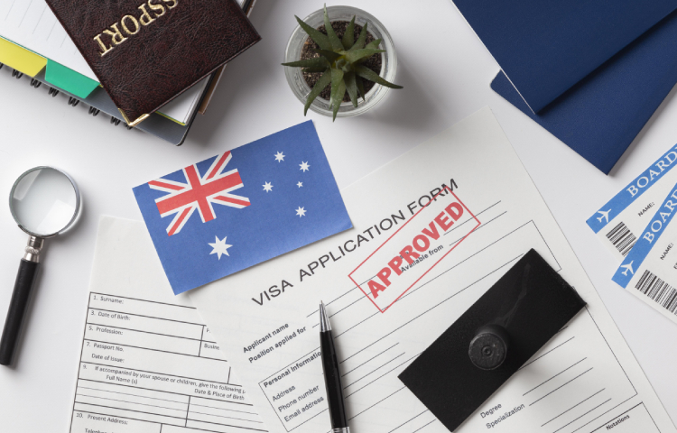 Canada-Australia Visa: क्यों रुक रहे हैं कनाडा-ऑस्ट्रेलिया के वीजा? इन राज्यों के छात्रों को झटका