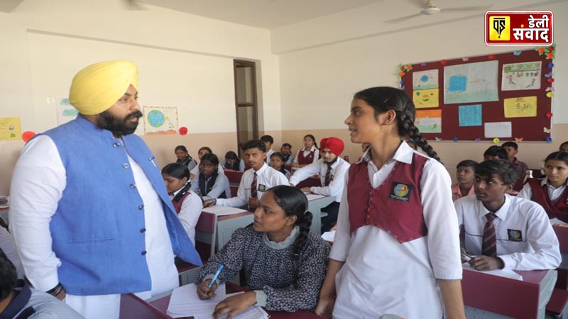 Harjot Singh Bains meets students of School of Eminence, Mohali