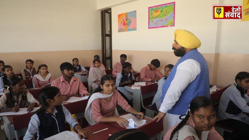 Harjot Singh Bains meets students of School of Eminence, Mohali