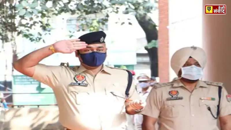 IPS Naveen Singla was transferred on Wednesday.