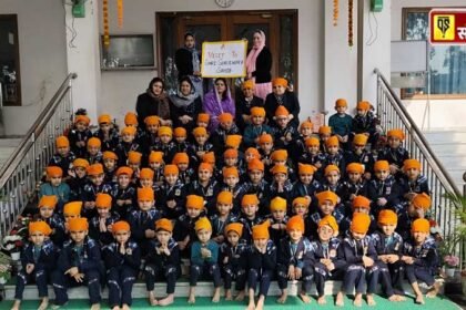 The little children of Innocent Hearts School visited Gurudwara Sahib