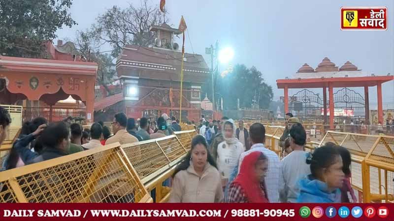 Four times more devotees gathered to see Bade Hanuman