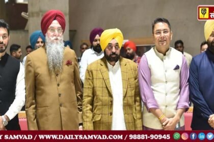 Punjab Vidhan Sabha Speaker Sandhwan administered oath to the newly elected MLAs