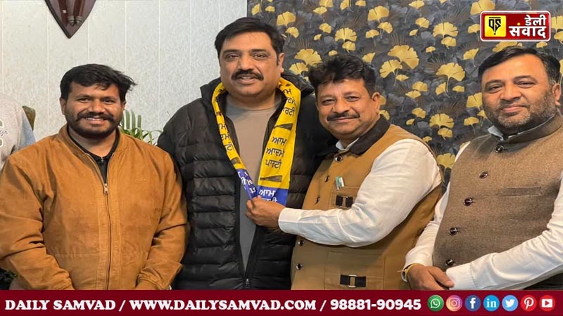 MLA Raman Arora gave a big blow to Congress, got K.K. Verma back to AAP